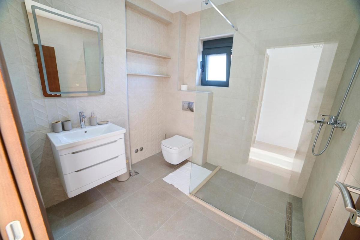 Villa Jelena With Private Pool - Lapcici Budva Exterior photo