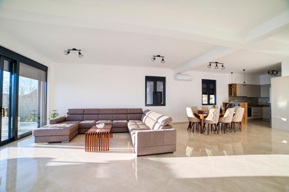 Villa Jelena With Private Pool - Lapcici Budva Exterior photo