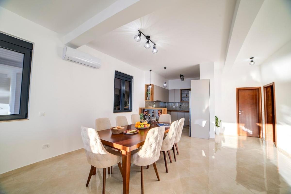 Villa Jelena With Private Pool - Lapcici Budva Exterior photo